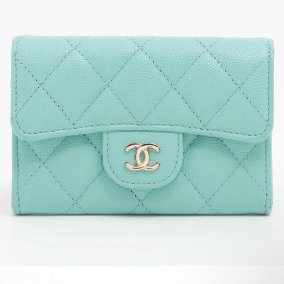 CHANEL Handbags - CHANEL Matelasse Caviar Skin Card Case Coin Case Gold Metal